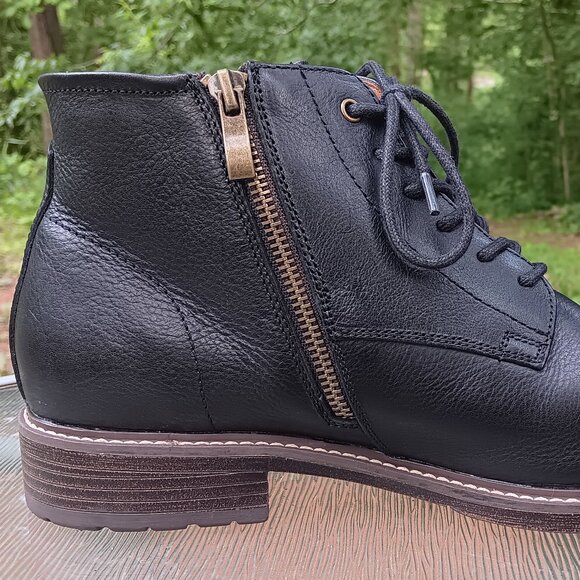 Men's Aston Grey Lollan Black Leather Ankle Boots Size 10.5 M - Picture 2 of 12